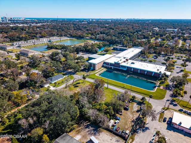 818 6th Street, Holly Hill, FL 32117