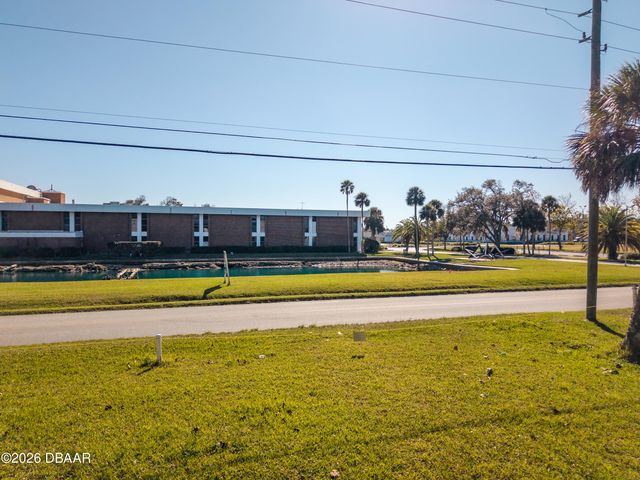 818 6th Street, Holly Hill, FL 32117