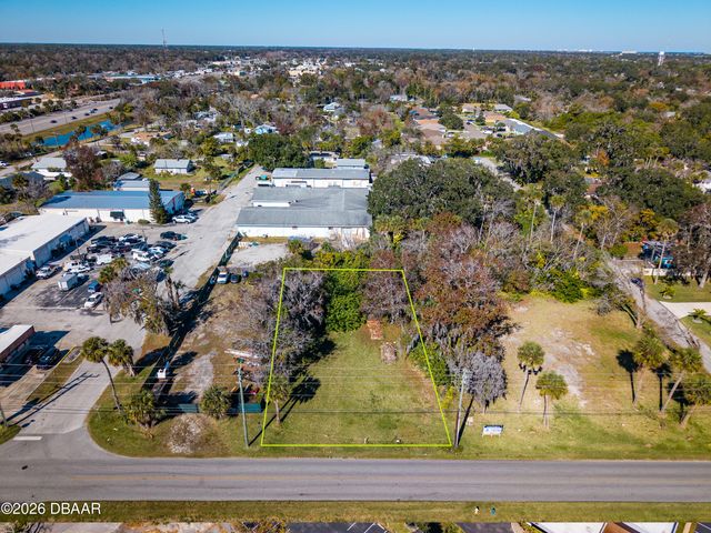 818 6th Street, Holly Hill, FL 32117