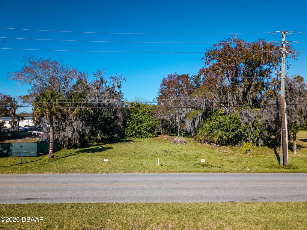 818 6th Street, Holly Hill, FL 32117