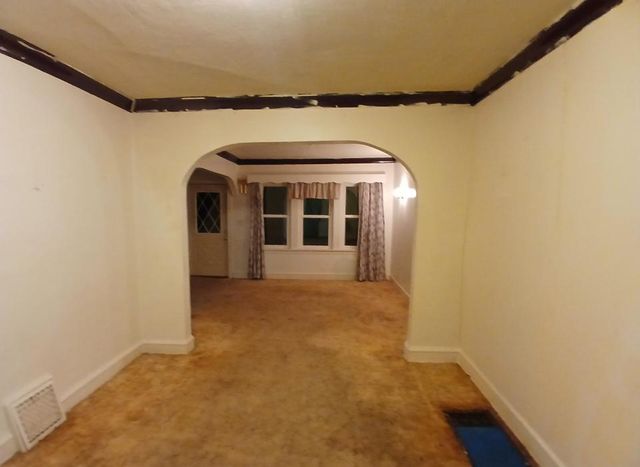 610 N 24th Avenue W, Duluth, MN 55806