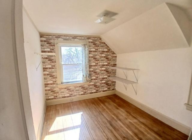 610 N 24th Avenue W, Duluth, MN 55806