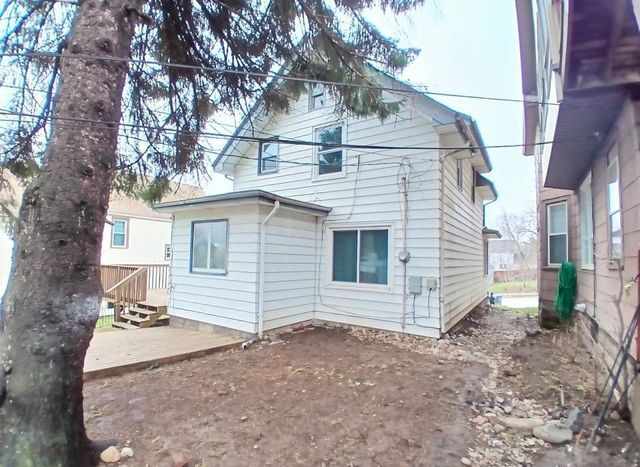 610 N 24th Avenue W, Duluth, MN 55806