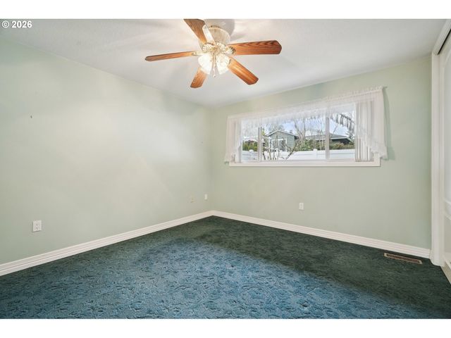 16470 Sw ROYALTY Pkwy, Portland, OR 97224