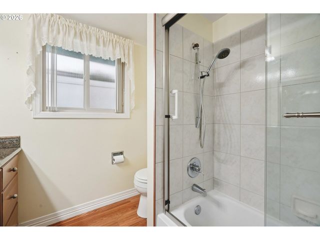 16470 Sw ROYALTY Pkwy, Portland, OR 97224