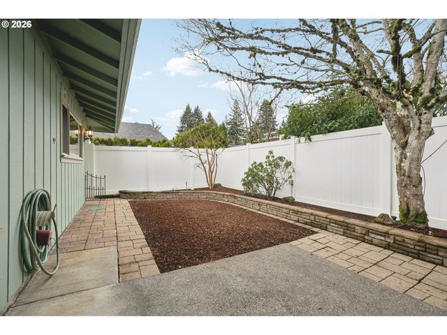 16470 Sw ROYALTY Pkwy, Portland, OR 97224