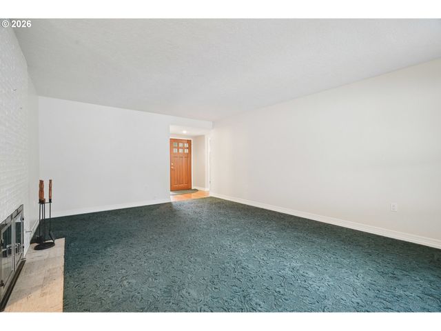 16470 Sw ROYALTY Pkwy, Portland, OR 97224