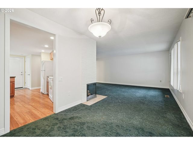 16470 Sw ROYALTY Pkwy, Portland, OR 97224