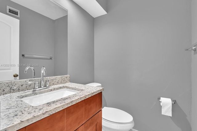 8911 NW 28th Dr B-32, Coral Springs, FL 33065