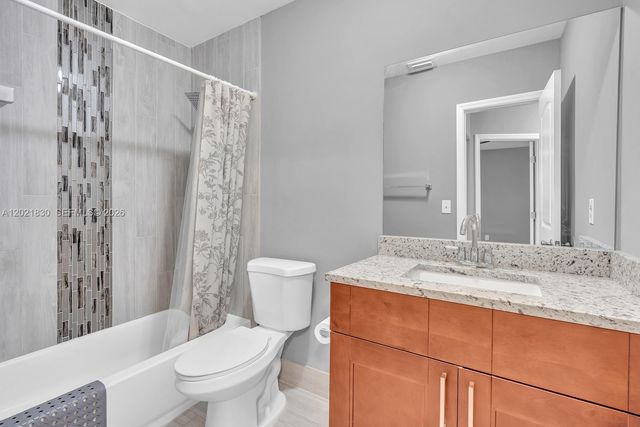 8911 NW 28th Dr B-32, Coral Springs, FL 33065