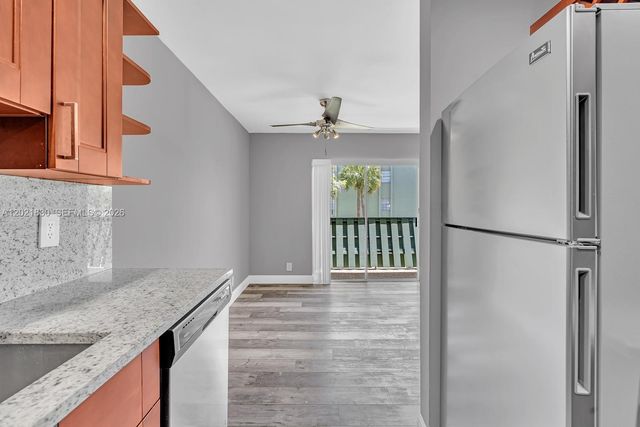 8911 NW 28th Dr B-32, Coral Springs, FL 33065