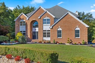 150 Lions Court, Freehold, NJ 07728