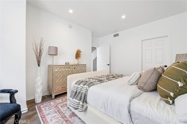 14100 Dickens St 2, Sherman Oaks, CA 91423