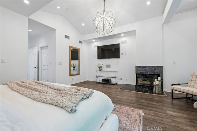 14100 Dickens St 2, Sherman Oaks, CA 91423