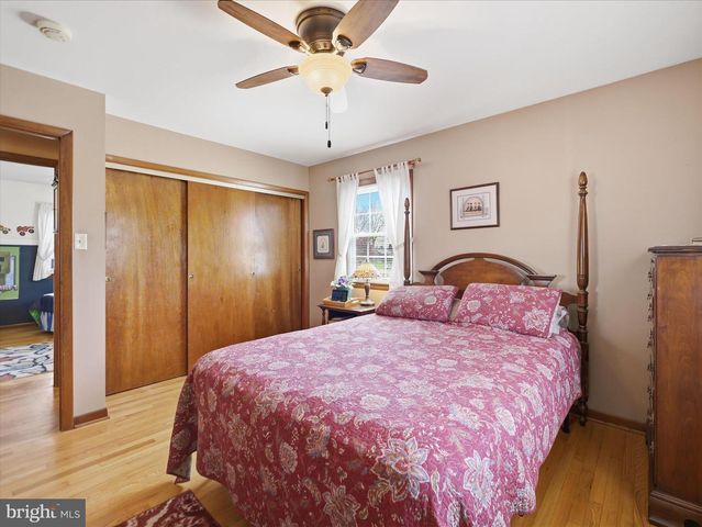11012 COVENTRY LN, Hagerstown, MD 21740