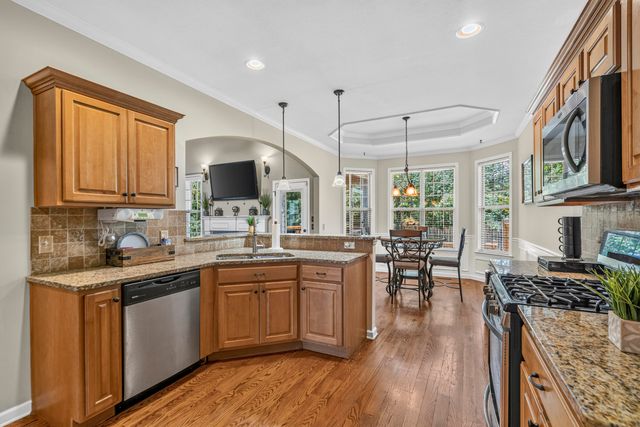 6979 Neville Drive, Ooltewah, TN 37363