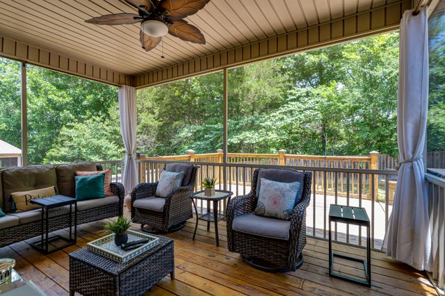 6979 Neville Drive, Ooltewah, TN 37363