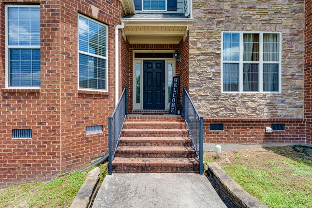 6979 Neville Drive, Ooltewah, TN 37363