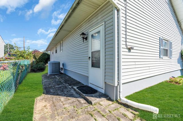 12 Emma Place, Piscataway, NJ 08854