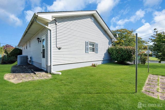 12 Emma Place, Piscataway, NJ 08854
