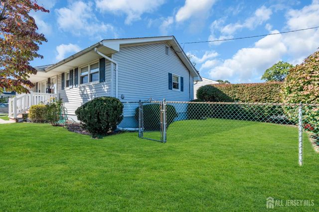 12 Emma Place, Piscataway, NJ 08854
