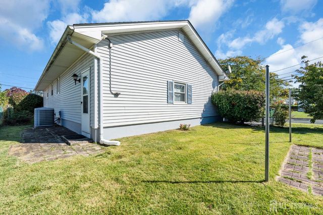 12 Emma Place, Piscataway, NJ 08854