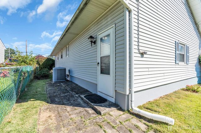 12 Emma Place, Piscataway, NJ 08854