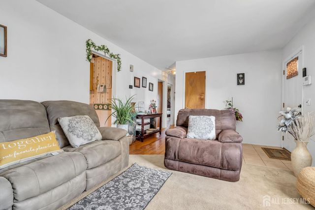 12 Emma Place, Piscataway, NJ 08854