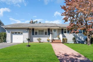 12 Emma Place, Piscataway, NJ 08854