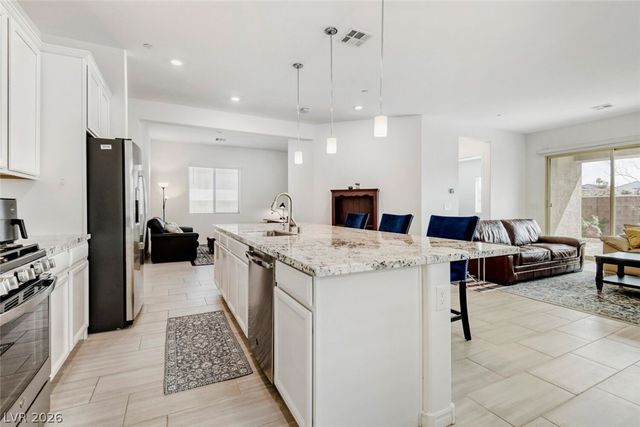 640 Longfeather Street, Henderson, NV 89011