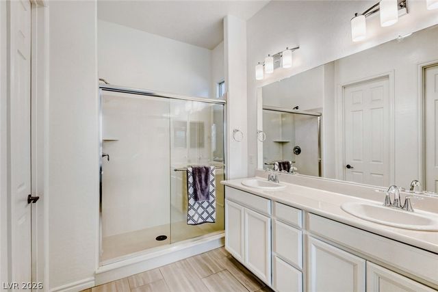 640 Longfeather Street, Henderson, NV 89011