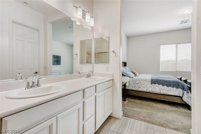 640 Longfeather Street, Henderson, NV 89011