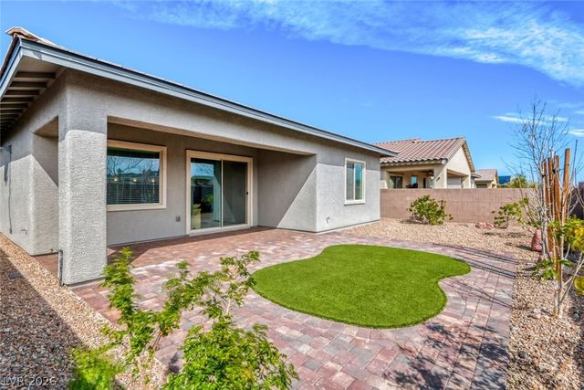 640 Longfeather Street, Henderson, NV 89011