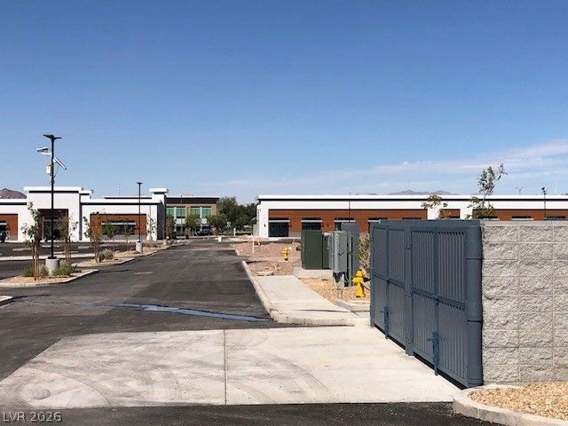 640 Longfeather Street, Henderson, NV 89011