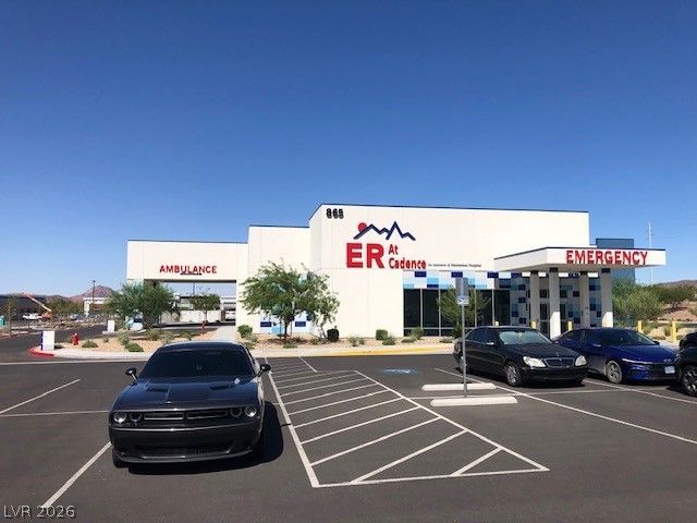 640 Longfeather Street, Henderson, NV 89011