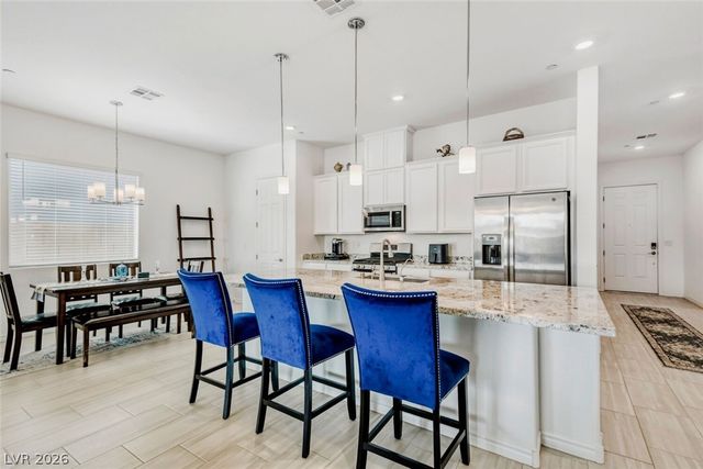 640 Longfeather Street, Henderson, NV 89011