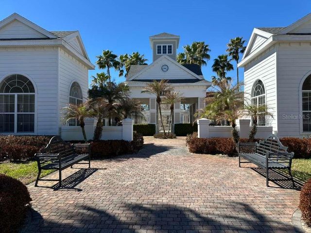 225 SOUTHERN PECAN CIRCLE 208, Winter Garden, FL 34787