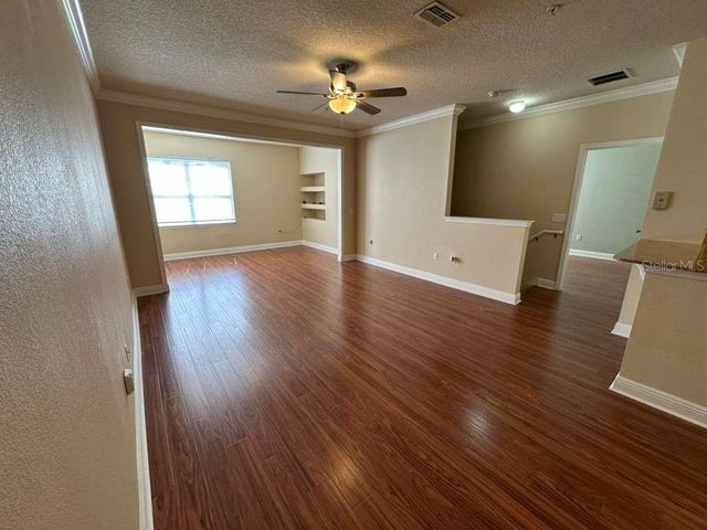 225 SOUTHERN PECAN CIRCLE 208, Winter Garden, FL 34787