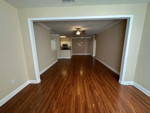 225 SOUTHERN PECAN CIRCLE 208, Winter Garden, FL 34787