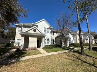 225 SOUTHERN PECAN CIRCLE 208, Winter Garden, FL 34787