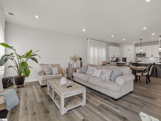 312 Delamere Drive, Fountain Inn, SC 29644