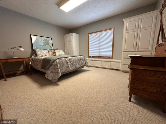 640 S Park Court, Hastings, MN 55033