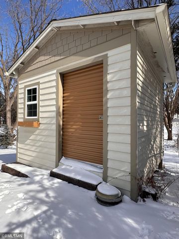 640 S Park Court, Hastings, MN 55033