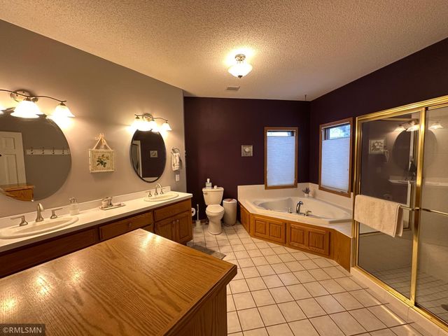 640 S Park Court, Hastings, MN 55033