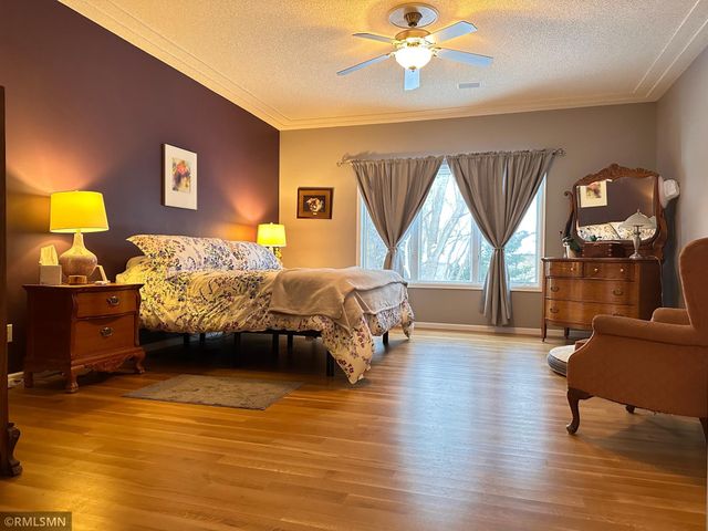 640 S Park Court, Hastings, MN 55033