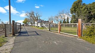 41709 Road 52, Reedley, CA 93654