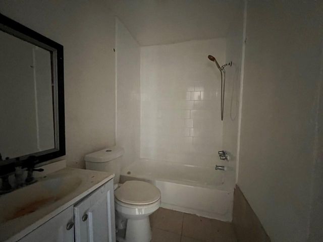 6513 Airport Boulevard, Houston, TX 77048