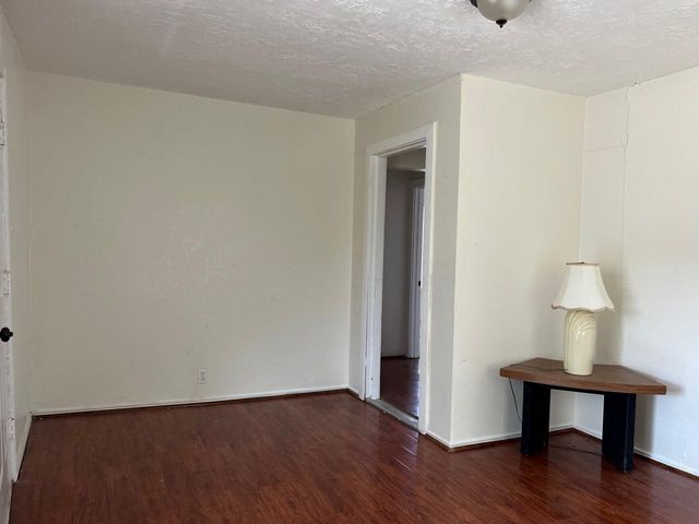 6513 Airport Boulevard, Houston, TX 77048