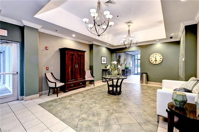2209 William Styron Sq S, Newport News, VA 23606