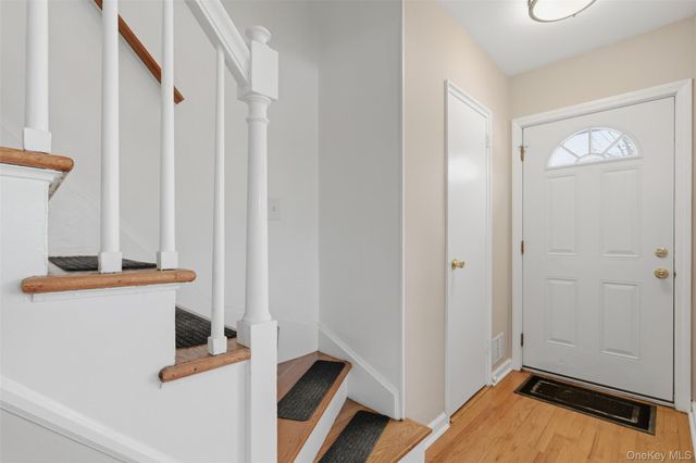 93 Smith Avenue, White Plains, NY 10605